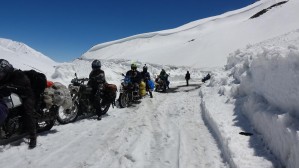 10 Motocykle w sniegu
