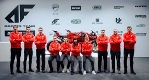 39 pelny sklad Ducati Torun Racing Team