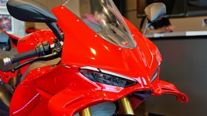 Ducati Panigale V4S czasza