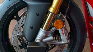 Ducati Panigale V4S model 2025 zawieszenie przod