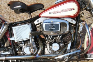 18 Harley Davidson FLH Shovelhead silnik