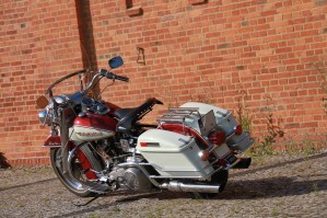 28 odbudowany Harley Davidson FLH Shovelhead