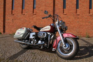 33 Harley Davidson FLH Shovelhead