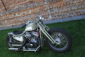 20 zdjecia Harley Davidson Retro Garage Sportster