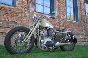 23 Harley Davidson Retro Garage Sportster