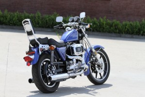 16 Harley Davidson Sportster XLS Roadster statyka