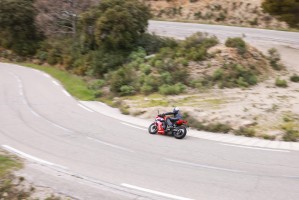 16 Honda CBR650R 2024 test drogowy