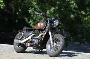 30 Honda VT 1100 Bobber polprofil przod