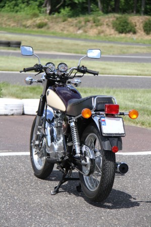 12 Yamaha SR 500 tylne swiatlo