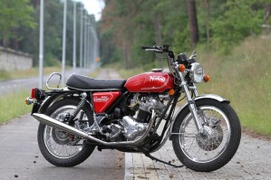 01 Norton Commando na ulicy