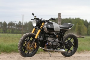18 BMW R 80 RT 1988 lewy bok