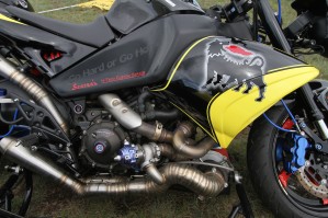 43 Buell 1125 CR z koszem bocznym Szajbas Garage silnik