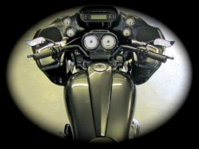 kokpit 30 calowe kolo Harley Davidson