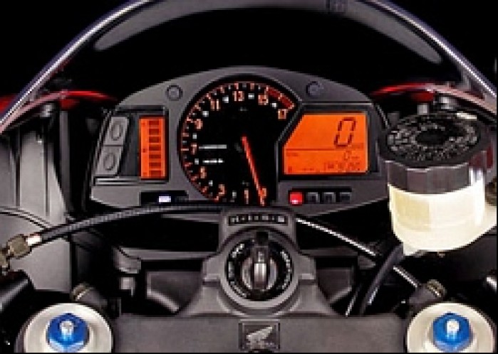 honda cbr 600 rr 07 foto4