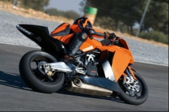 RC8 action rare right