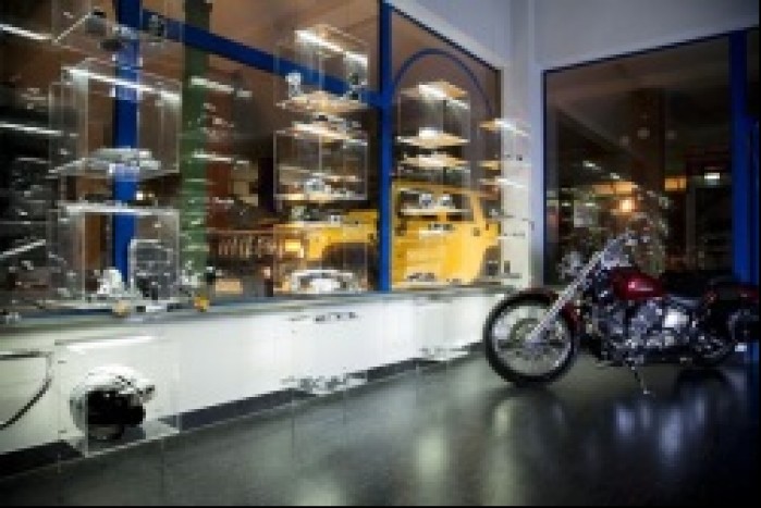 Nowa siedziba salonu sprzedazy PLEX akcesoria motocyklowe 1