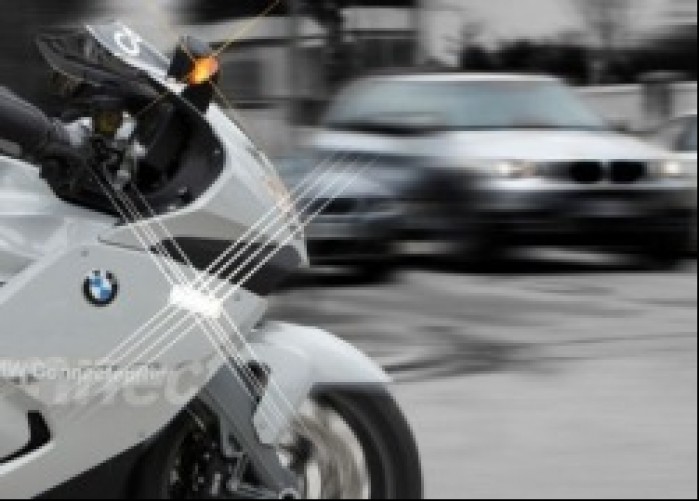 bmw connected ride dodatkowe oswietlenie