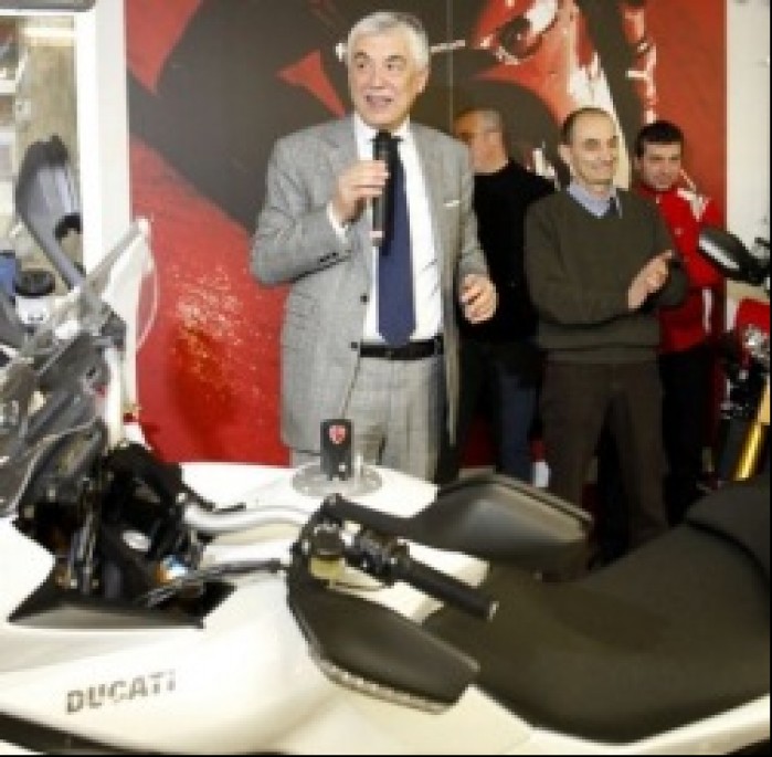 Ducati MTS1200 opuszcza fabryke przemowa przedstawiciela zarzadu