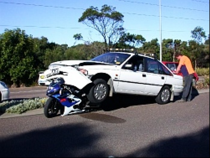 Unia Europejska zbada przyczyny wypadkow motocyklowych