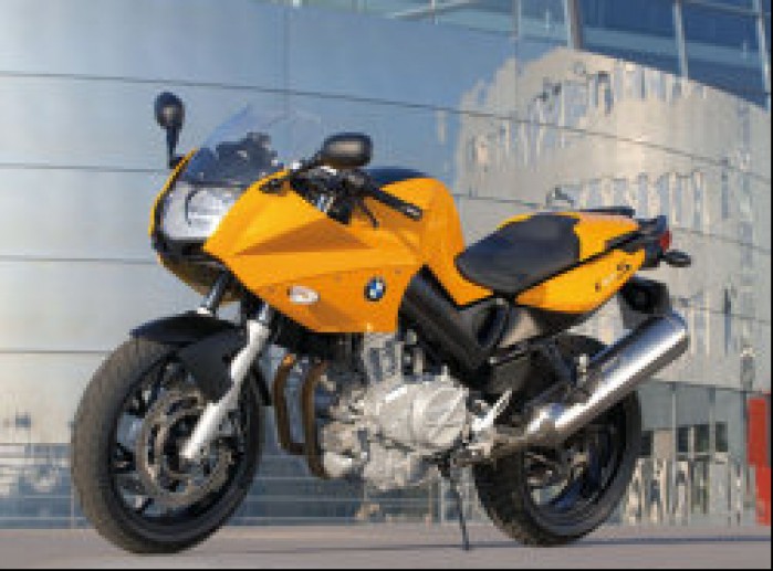 bmw-f-8001med