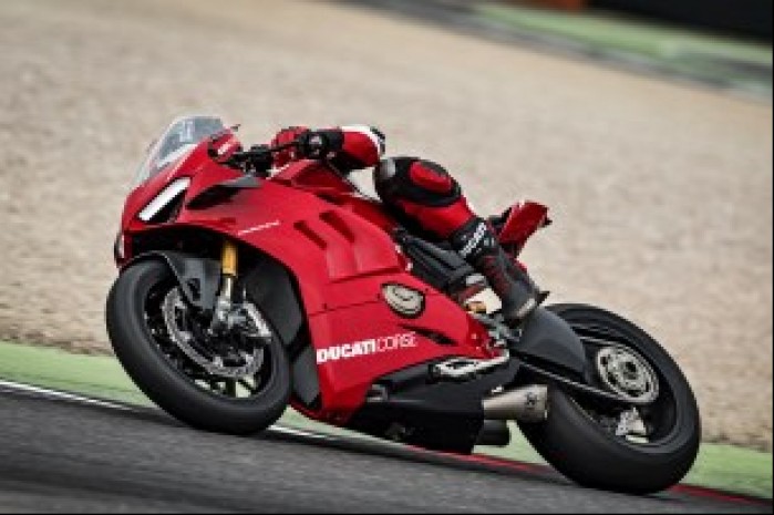 22 DUCATI PANIGALE V4 R ACTION UC69259 High