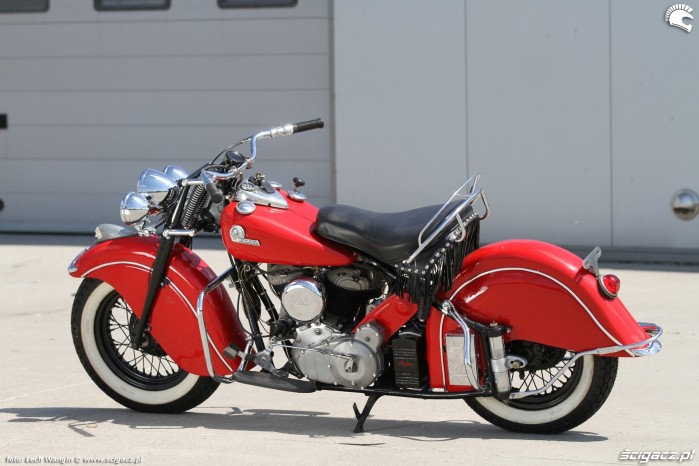 07 Indian Chief lewy profil