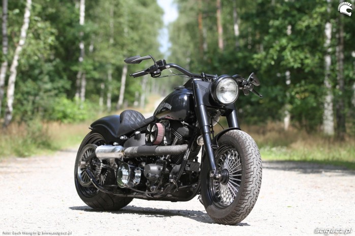 05 Harley Davidson Heritage Softail Classic Custom z przodu