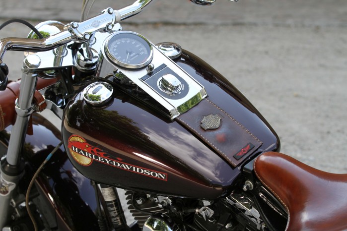 10 Harley Davidson Dyna Wide Glide zbiornik paliwa