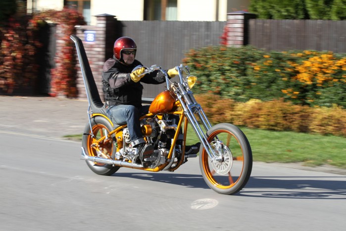 02 Harley Davidson Knucklehead w akcji