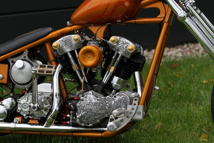 12 Harley Davidson Knucklehead silnik