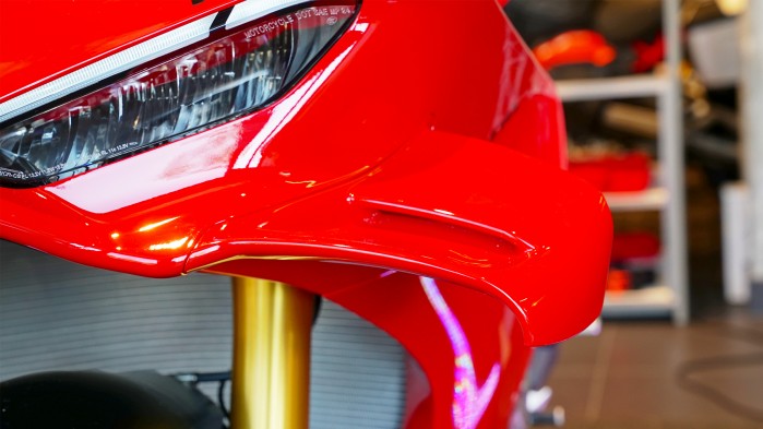 Ducati Panigale V4S model 2025 przednie skrzydelka