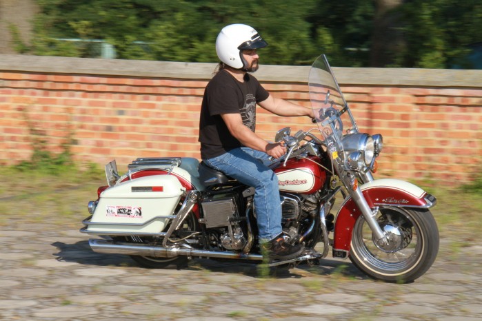 02 Harley Davidson FLH Shovelhead test