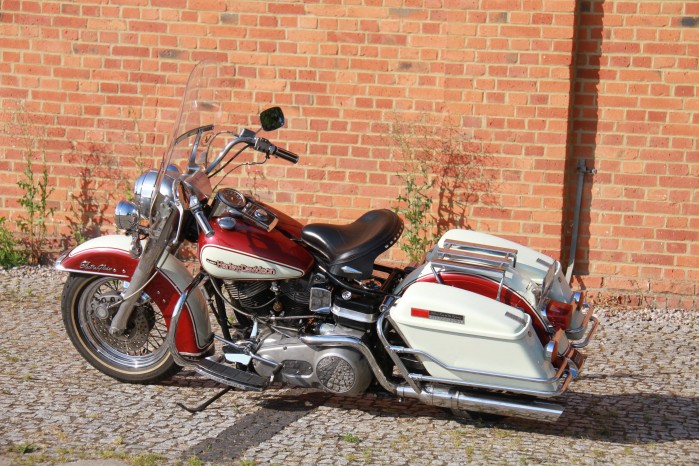 08 Harley Davidson FLH Shovelhead na zdjeciach