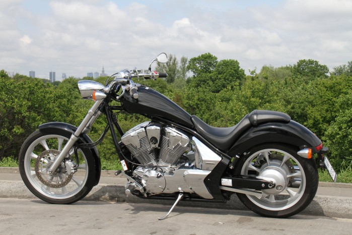 04 Honda Fury VT 1300 CX fabryczny custom