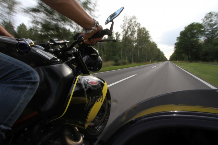 20 Buell 1125 CR z wozkiem bocznym Szajbas Garage zdjecia jazda