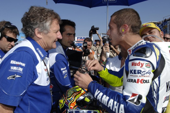 1233328019 Rossi Burgess