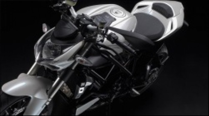 White Ducati Streetfighter 06