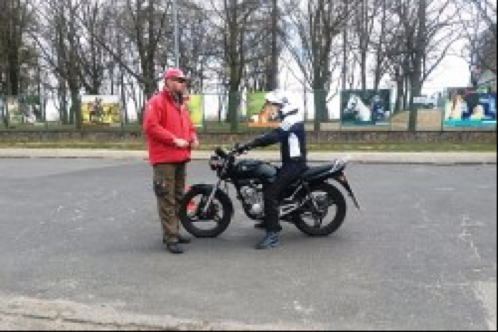 Tomek Kulik zajecia w szkole na 125cc