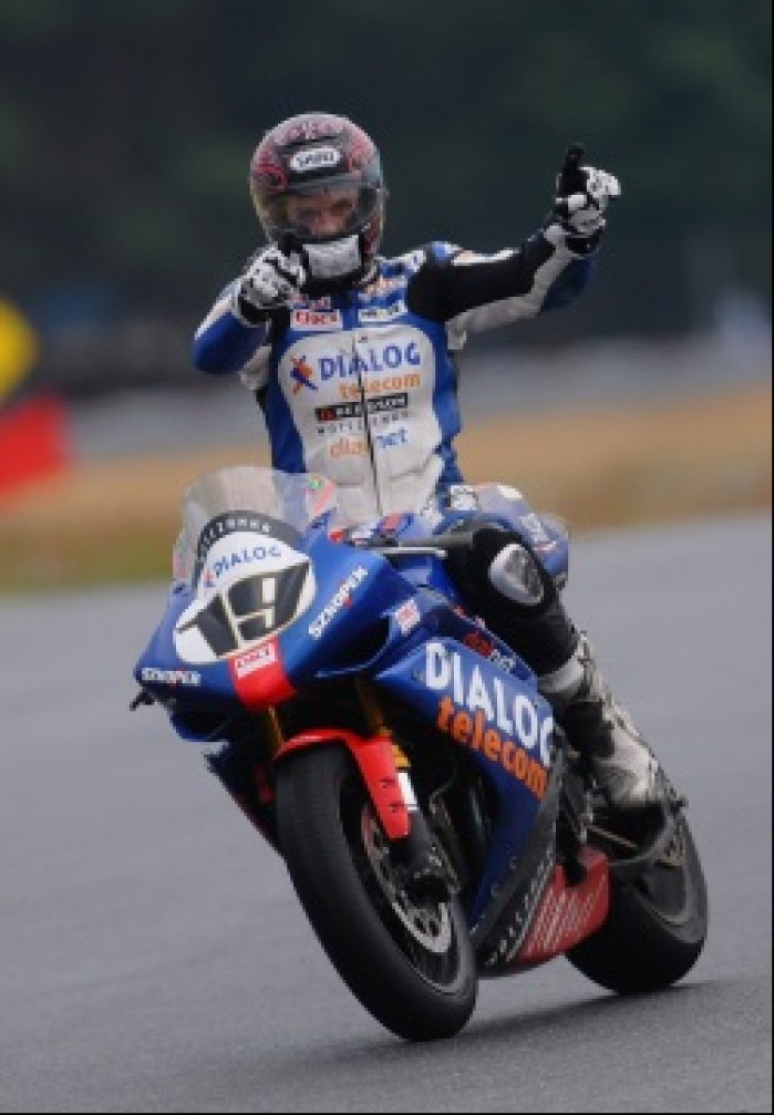 No hander Pawel Szkopek