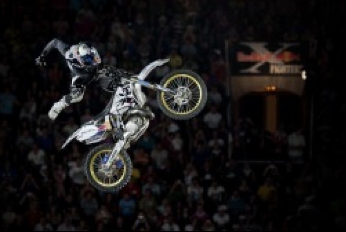 Robbie Maddison x-fighters red bull