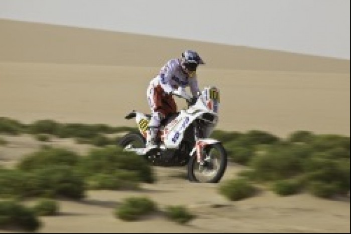 motocykl na pustyni
