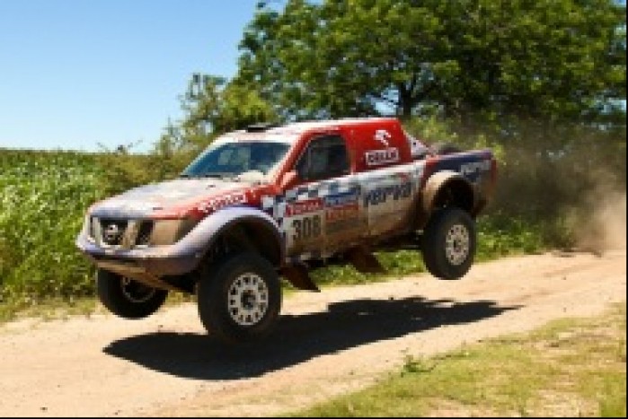 Rajd Dakar 2010 Krzysztof Holowczyc na trasie