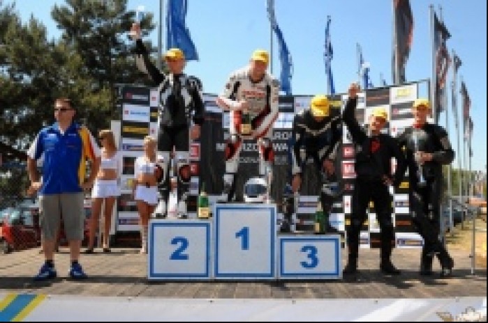 Suzuki GSX-R Cup podium II runda klasa do 600ccm foto Agencja Swiderek
