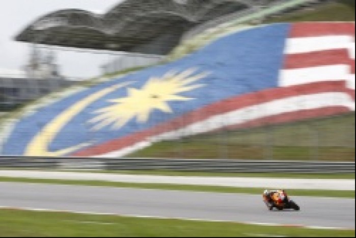 Dani Pedrosa na torze Sepang podczas testow - foto Honda