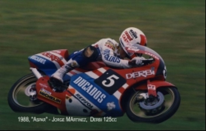 23a) Jorge Martinez (E) Czolowy kierowca Derbi kl80cc (1984