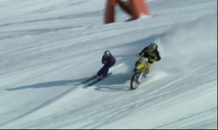 skicross i motocykle