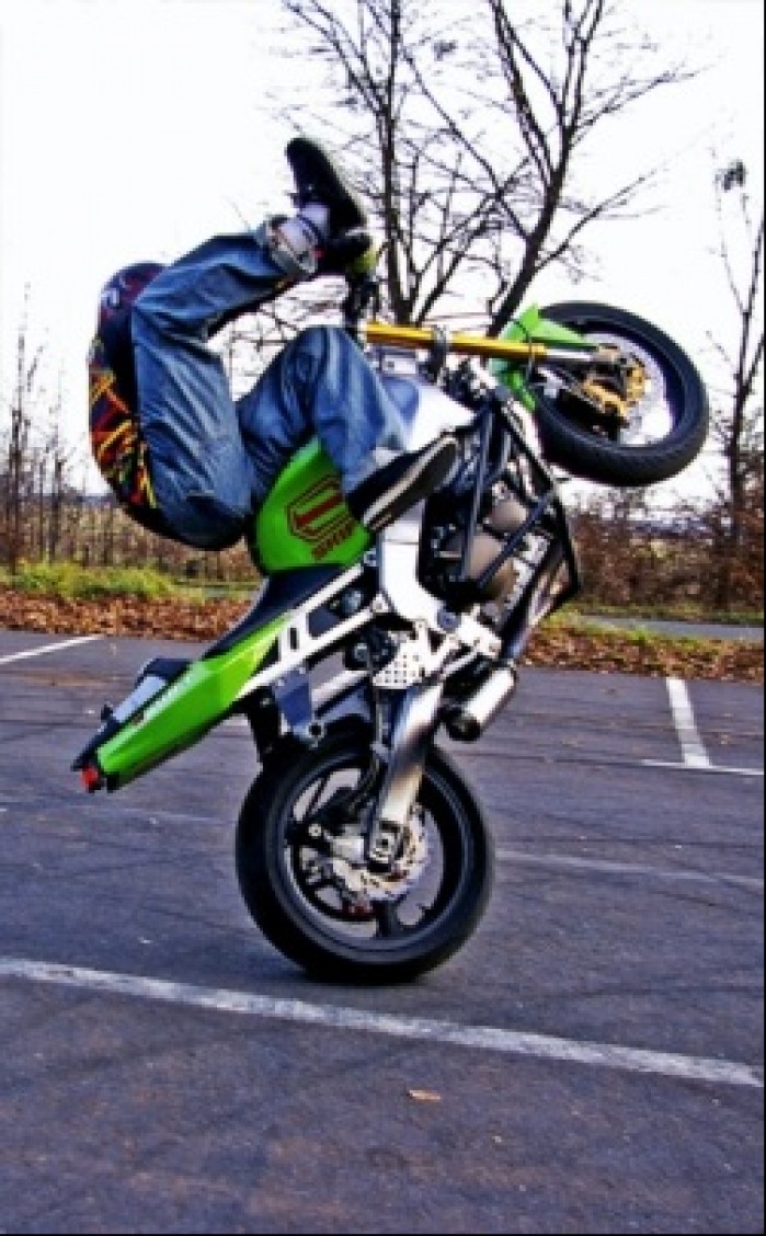 stunt pro rider Stunter13