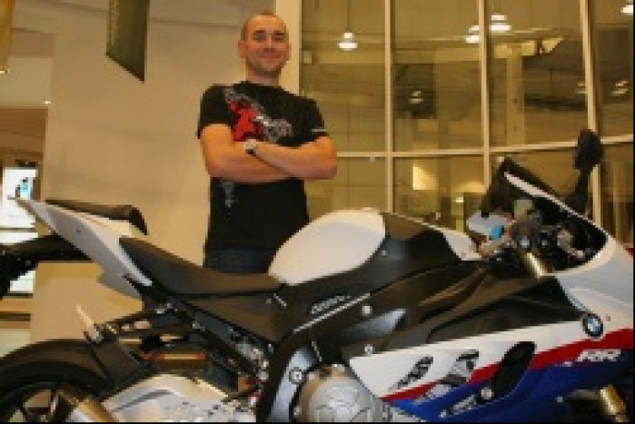 Lukasz Wargala zmienil motoykl na BMW