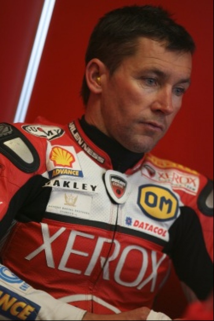 Troy Bayliss zaliczyl ciezki start sezonu foto Ducati