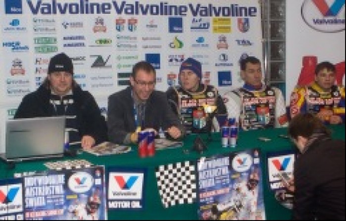 konferencja prasowa ice racing cup sanok 2010b mg 0164
